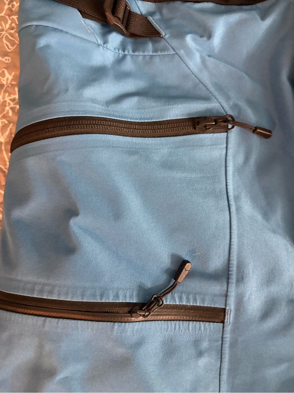 Mountain Hardwear Bright Blue Ski Bib with Black Logo - Picture 4 of 9